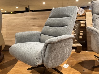 Relaxfauteuil, grijs stof, manueel verstelbaar, zwarte poot